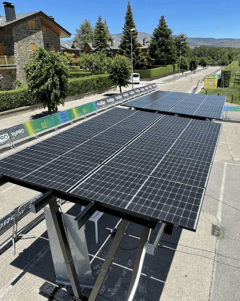 placas solares instaladas por Solideo en la Marcha 3 Nacions